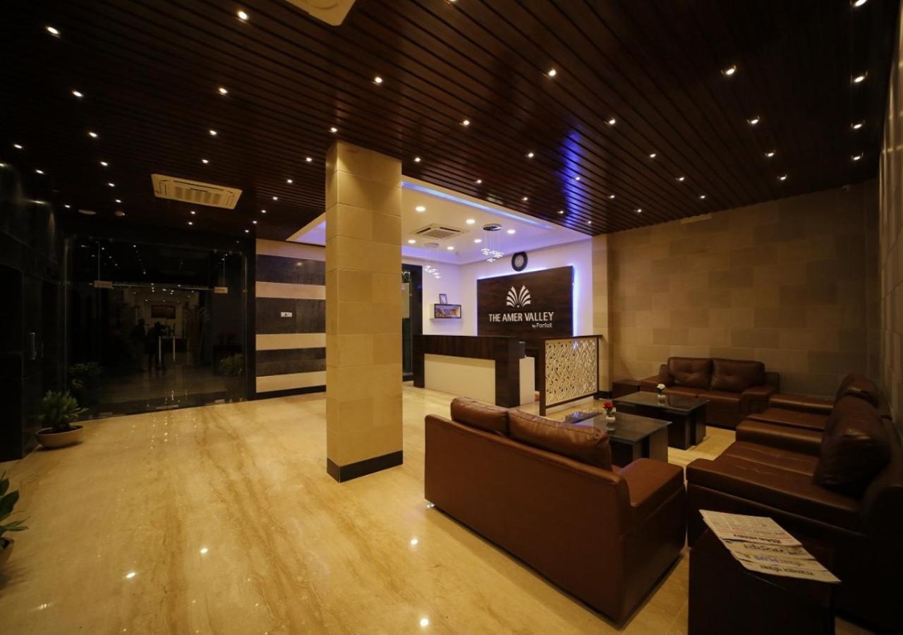 The Amer Valley Hotel Jaipur Exterior photo
